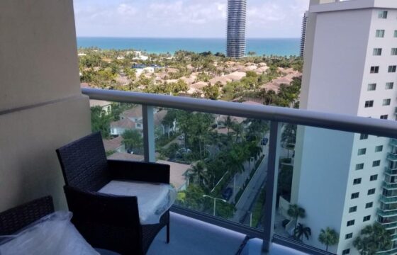 19370 Collins Avenue