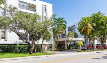 201 178 Drive  Sunny Isles