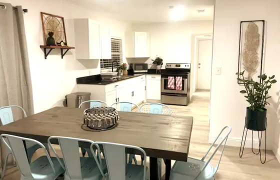 Modern home near WYNWD MIA Design District Beach